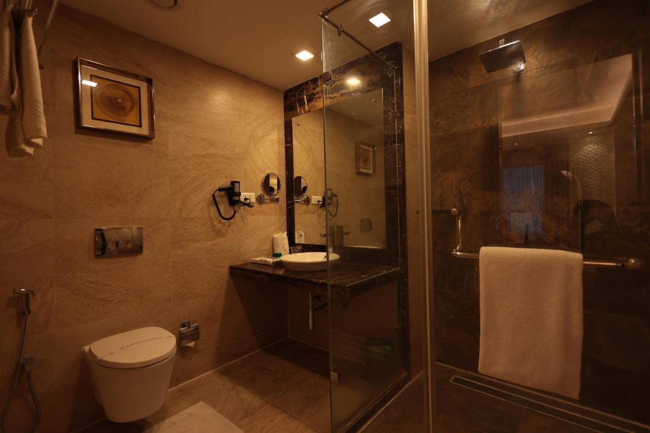 Hotel Cenneys Gateway Салем Екстер'єр фото