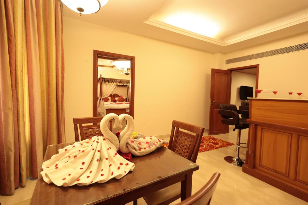 Hotel Cenneys Gateway Салем Екстер'єр фото